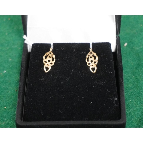 72 - Hallmarked 9crt gold earrings