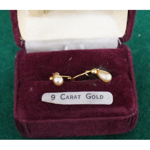 74 - Hallmarked 9crt gold pearl earrings
