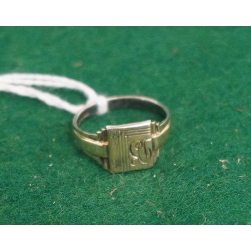 97 - Hallmarked 9crt gold signet ring
