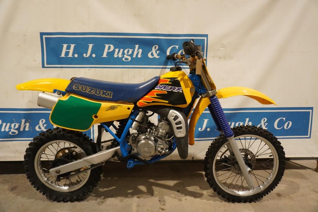 Rm80 dirt store bike