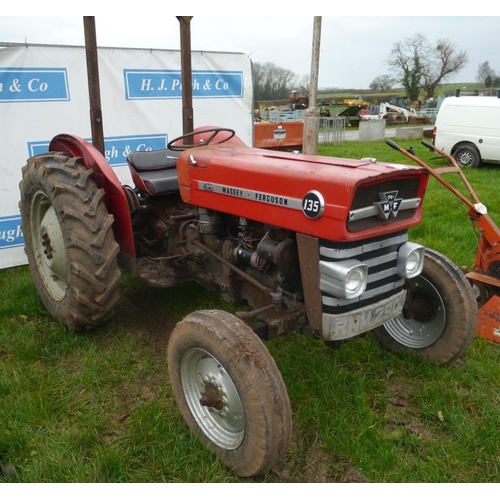 1002 - Massey Ferguson 135 tractor. 1971. Starts and runs. No docs. Reg. RNM 290J