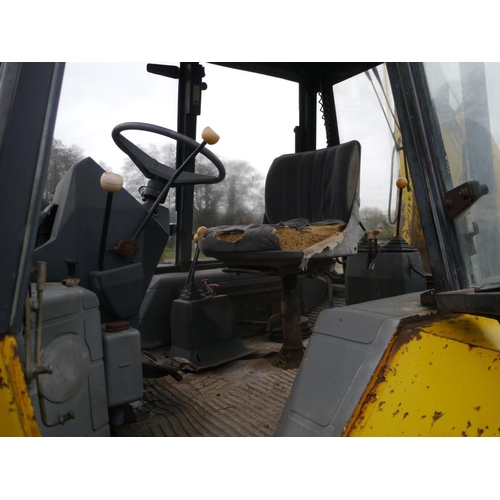 1004 - JCB 3CX with 4 in 1 bucket and extra dig back actor. 3799hrs showing on clock. Runs. SN. 01914. Reg.... 