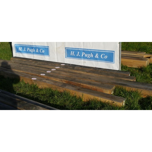 635 - Oak beam 3.45M 180x180 +VAT