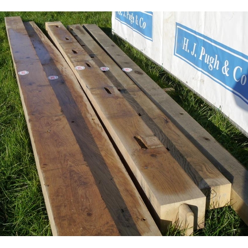 643 - Oak beam, machined 4.25M 200x150 +VAT