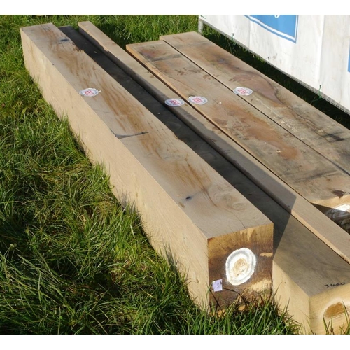 652 - Oak beam 2.9M 200x300 +VAT