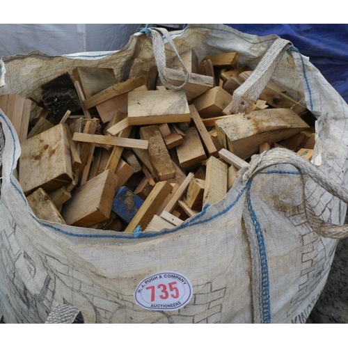 735 - Bag firewood