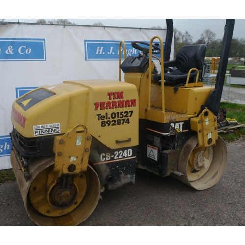 883 - Caterpillar CB224D vibrating roll, runs and drives. 1400hrs. Good working order. Handbook.