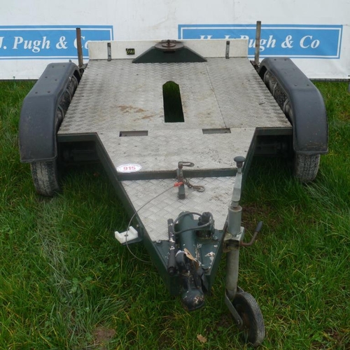 915 - Tandem axle car trailer