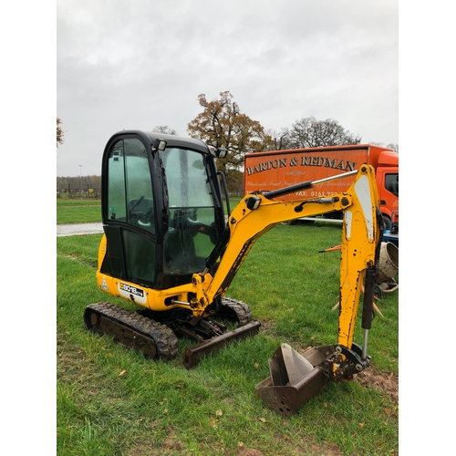 1036 - JCB 8018 CTS. 2015. Runs and drives. 1516 hours. C/w 2 Buckets +VAT