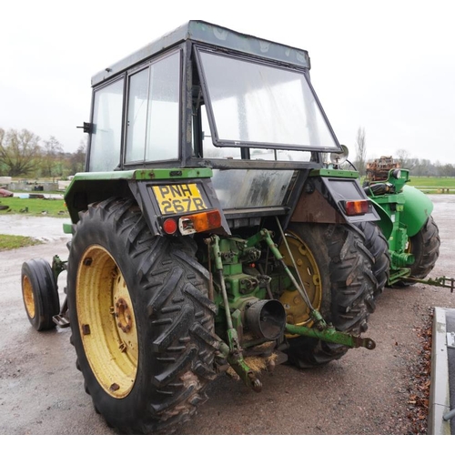 121 - John Deere 3130 tractor. 2WD. Runs and drives. 8667hrs recorded. Reg. PNH 267R. No docs, from deceas... 