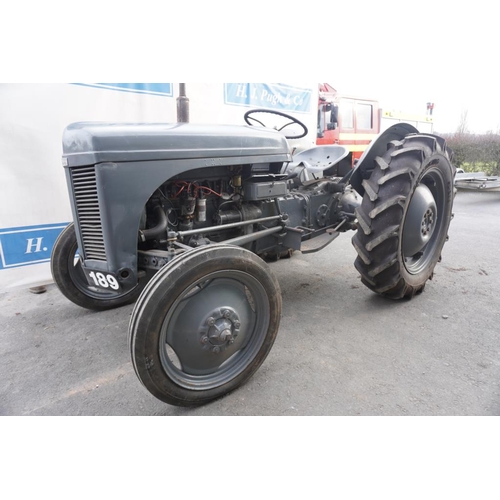 153 - Ferguson T20 petrol/paraffin tractor. Restored. Runs and drives.barn stored, genuine sale, Reg. USY ... 