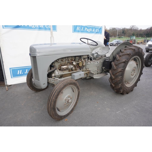 154 - Ferguson TEF diesel tractor, very tidy, barn stored, said to be nut and bolt restoration, genuine sa... 