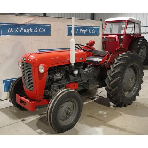 158 - Massey Ferguson 35. 1960, diesel. Run and drives, older restoration with receipts for work carried o... 