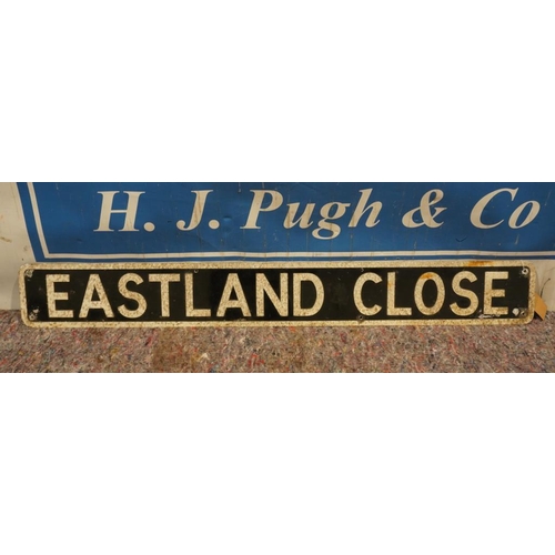 628 - Eastland Close road sign