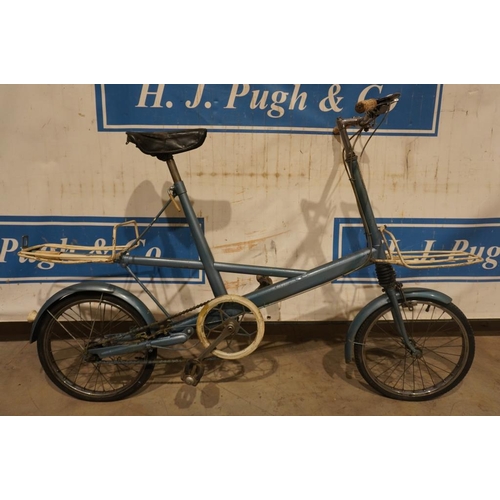 733 - Moulton small wheeled bicycle +VAT