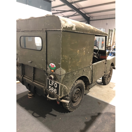 166 - Land Rover Series 1. 1951. Original engine and correct numbers.  Runs and drives. 1595cc. c/w old re... 