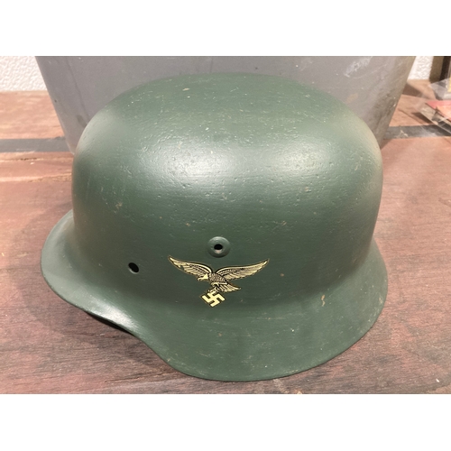 948 - WW2 German helmet