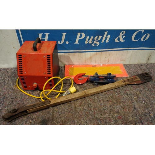 186 - Aristospray portable sprayer, hoist hook etc