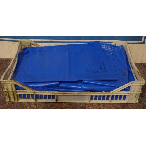 197 - Approx 300 sealable rubbish bags +VAT