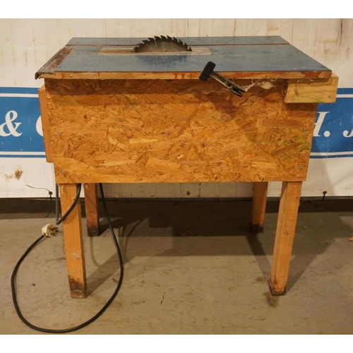 224 - Table saw on stand