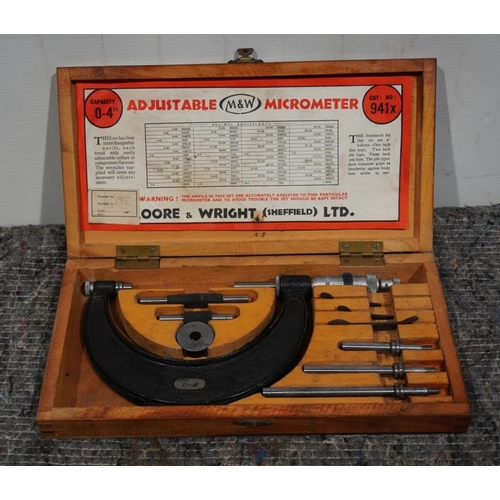 665 - Moore and Wright adjustable micrometer