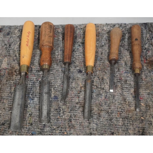 673 - 6 Assorted Sorby chisels and gouges