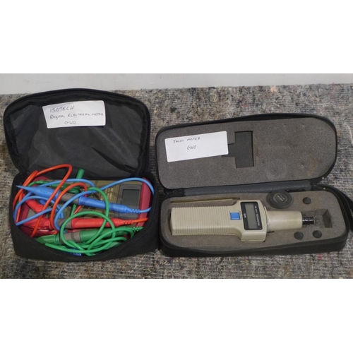 711 - Isotech digital test meter and tachometer. Working order