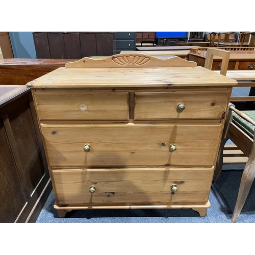 115 - Pine chest of 2 short and 2 long drawers 37x32
