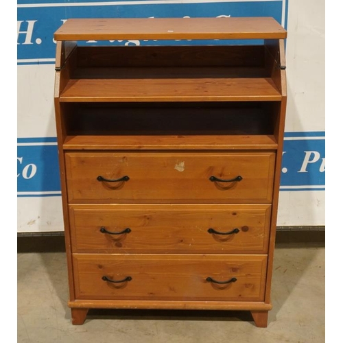 150 - Pine changing table/chest of 3 drawers 45x30