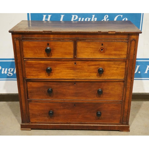 151 - Mahogany chest of 2 short and 3 long drawers 42x46