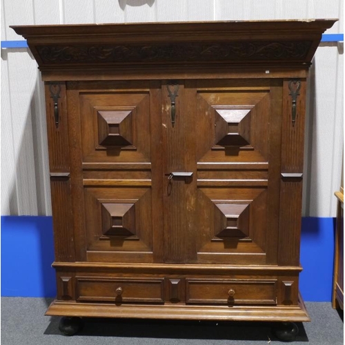 221 - Oak 2 door Dutch kitchen cupboard 73x67