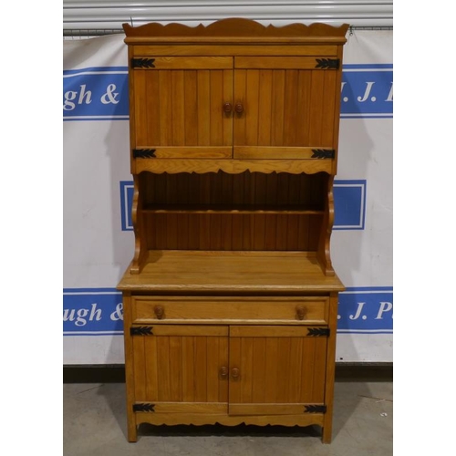 222 - Ash dresser 77x41