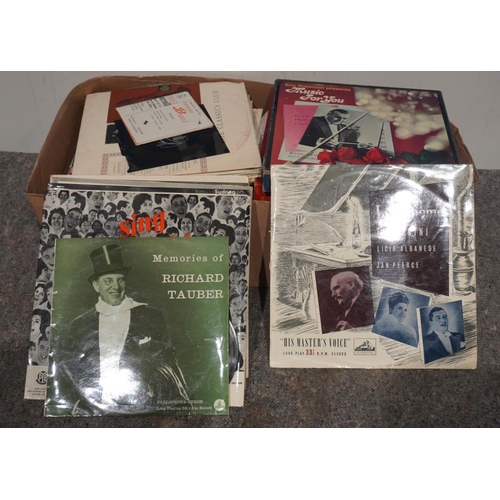 262 - Box of assorted classical vinyl albums