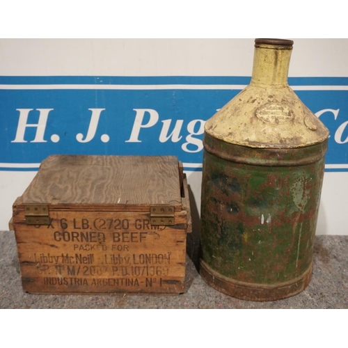 267 - 10 1/4L oil can marked C.C Wakefield and old wooden corned beef box