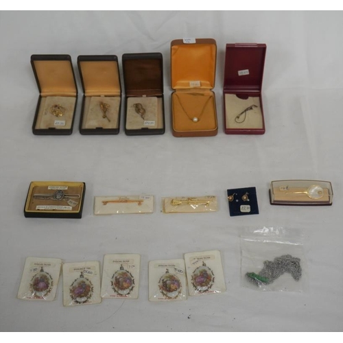 315 - Assorted gold plated brooches, pearl necklace and limoges pendants