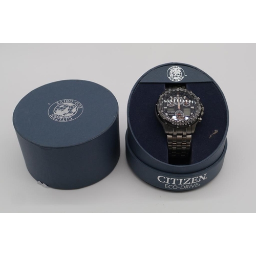 421 - Citizen Eco-Drive WR200 mens watch in box with paperwork