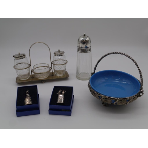 434 - Assorted silver plate items including condiment set