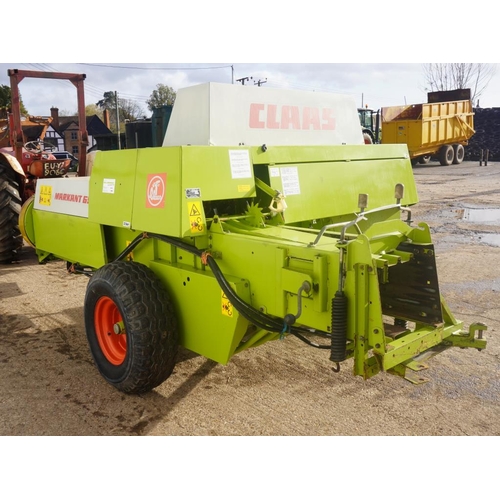 44 - Claas Markant 65 baler, 1999. Good working order with hydraulic rear towing drawbar