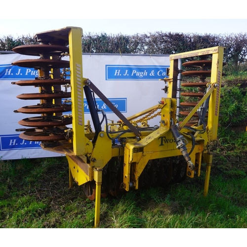 67 - Twose 4M press with rigid tines