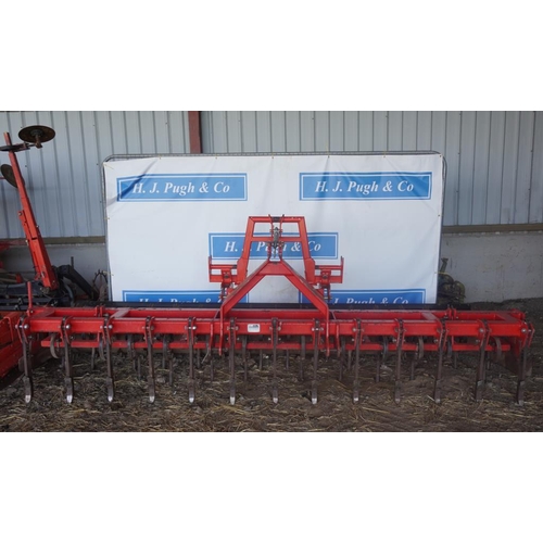 69 - KRM Optitilth spring tine cultivator and packer with bridge attachment. 2003/04