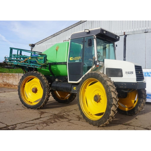 75 - Clayton C4105 load carrying tractor. 4 Wheel steer, 7860hrs, fitted with 16M/2400Litre demountable s... 