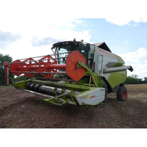 79 - 2009 Claas Tucano 430 combine, straw walker, straw chopper, new to farm and only two drivers, dealer... 