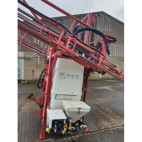 133 - Gem Diamond 1200 ltr, 20m sprayer with a RDS rate controller, in good working order. New pump fitted... 