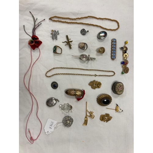 298A - Box of trinkets and broaches