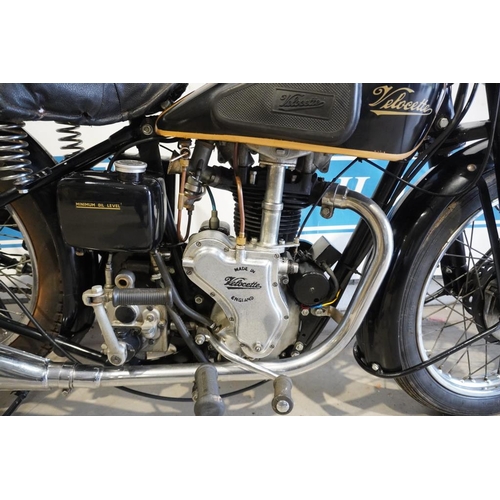 410 - Velocette MAC motorcycle. 1948. Engine No MAC11134. Frame No- 4100. This bike is registered with the... 