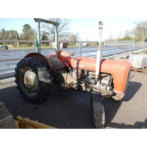 188 - Massey Ferguson 35 tractor. Roll bar. For restoration. SN. SDM96395. Reg. DAS 461