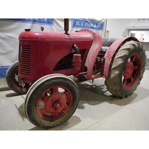 192 - David Brown Cropmaster tractor. SN. 14350P11948. Reg. JDE 684. V5