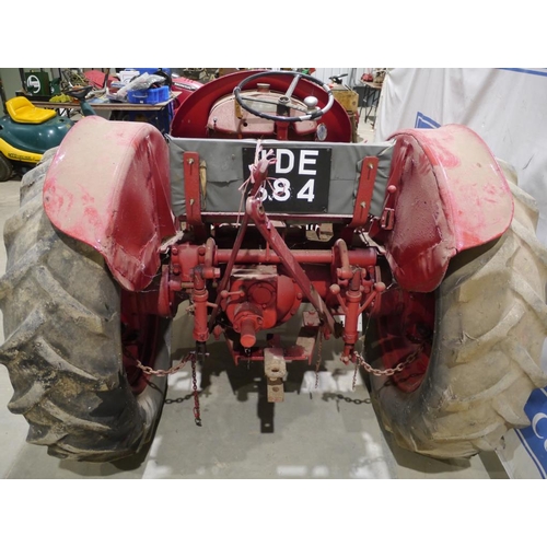 192 - David Brown Cropmaster tractor. SN. 14350P11948. Reg. JDE 684. V5