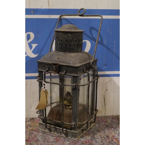 44 - Stable lantern 18