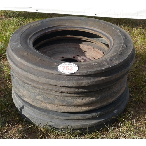 Fordson New Performance Super Major front wheels 6.00-19